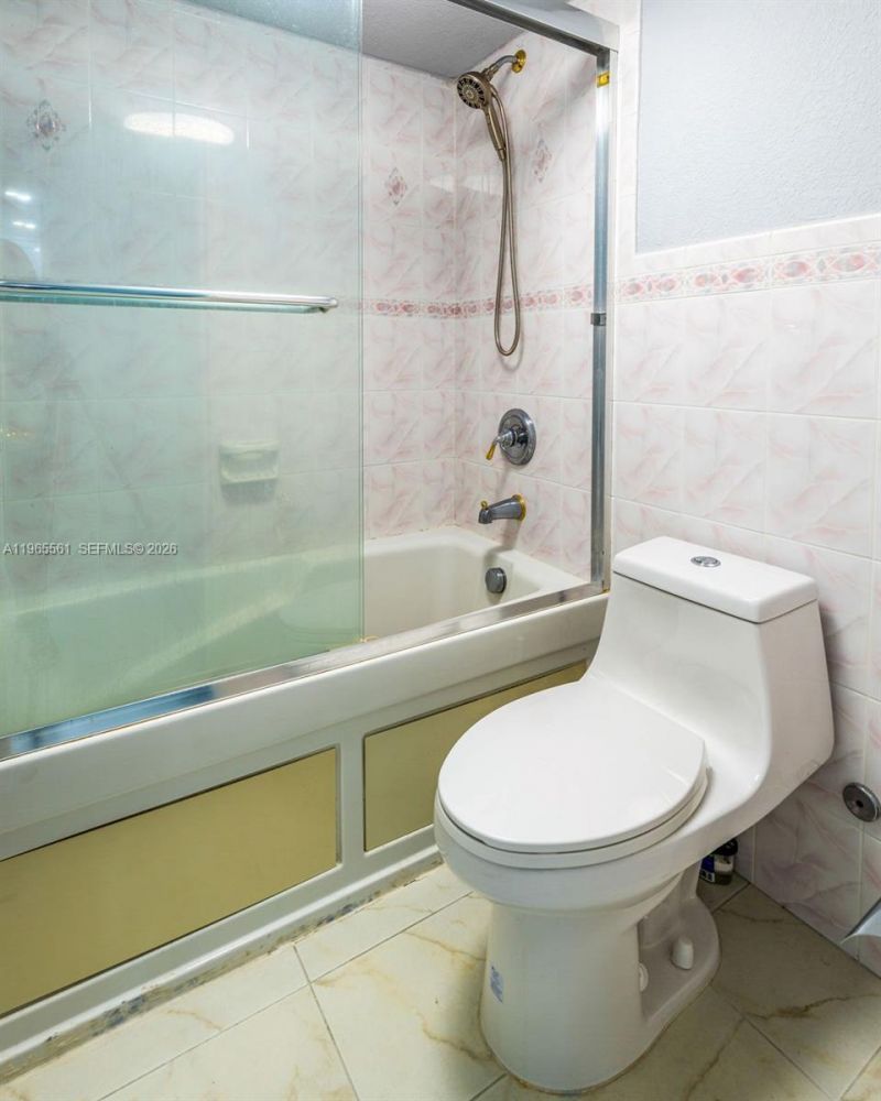 3140 S Ocean Dr, Unit PH7, Hallandale Beach, FL 33009 Photo