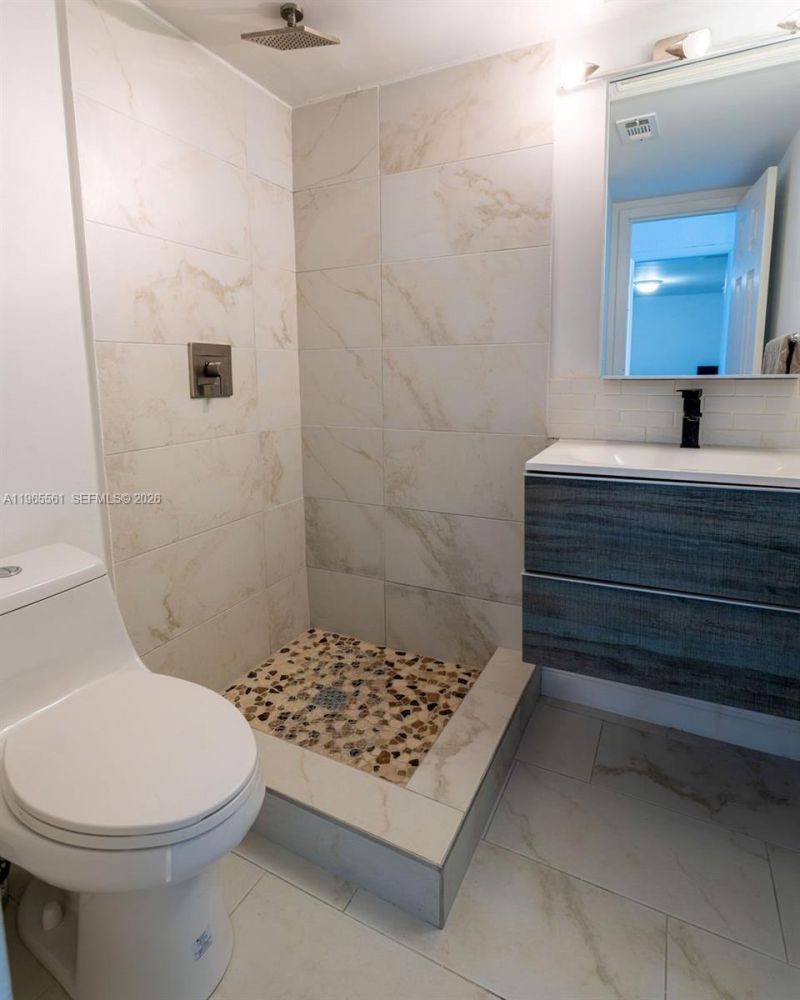 3140 S Ocean Dr, Unit PH7, Hallandale Beach, FL 33009 Photo