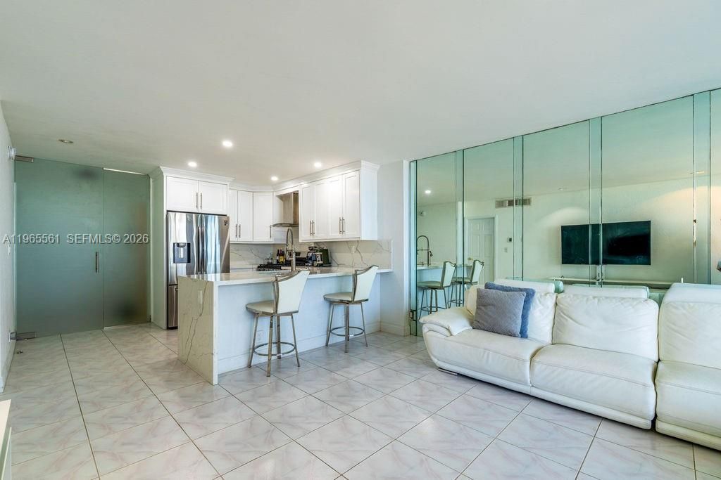 3140 S Ocean Dr, Unit PH7, Hallandale Beach, FL 33009 Photo