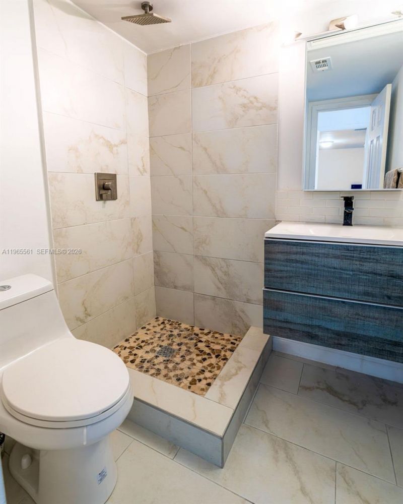 3140 S Ocean Dr, Unit PH7, Hallandale Beach, FL 33009 Photo