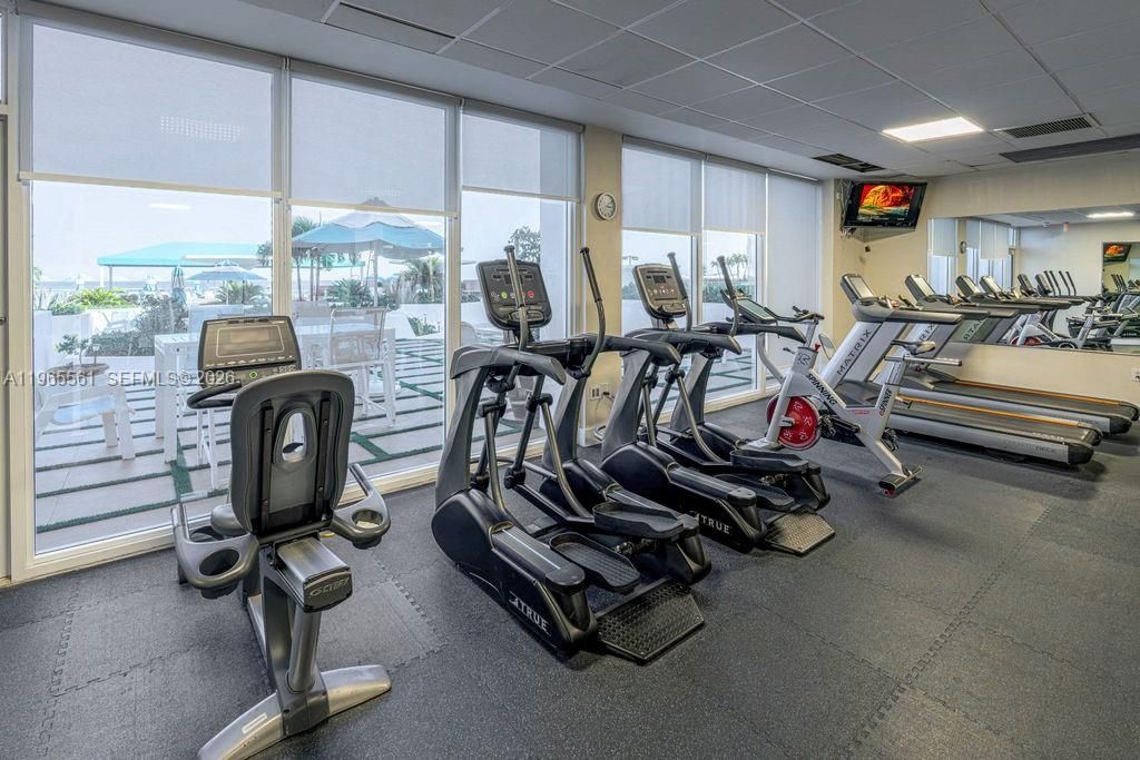 3140 S Ocean Dr, Unit PH7, Hallandale Beach, FL 33009 Photo