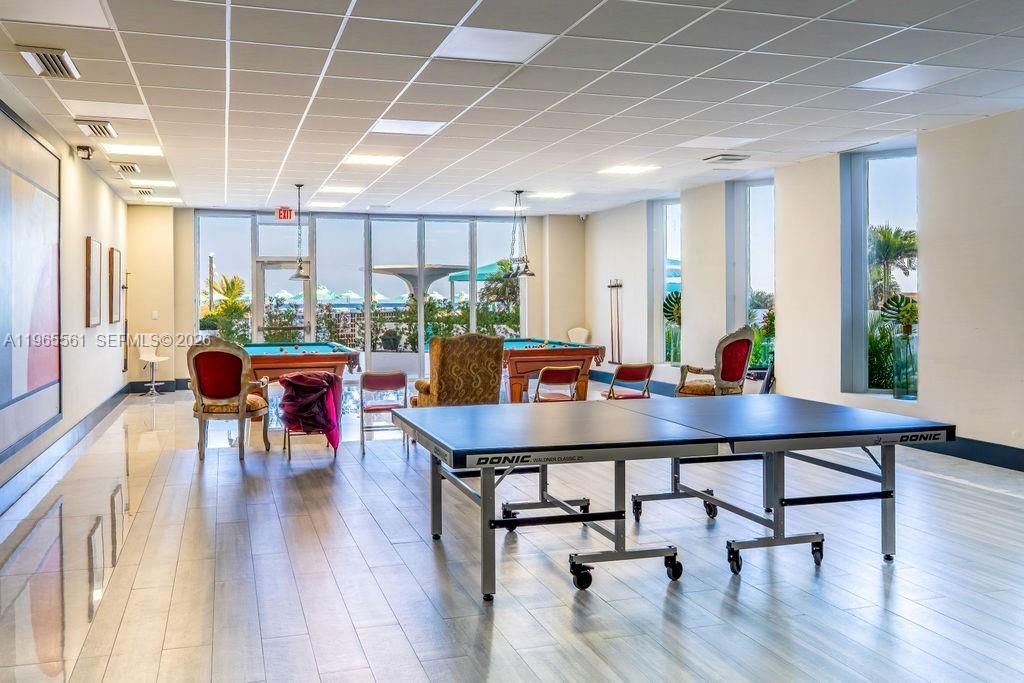 3140 S Ocean Dr, Unit PH7, Hallandale Beach, FL 33009 Photo