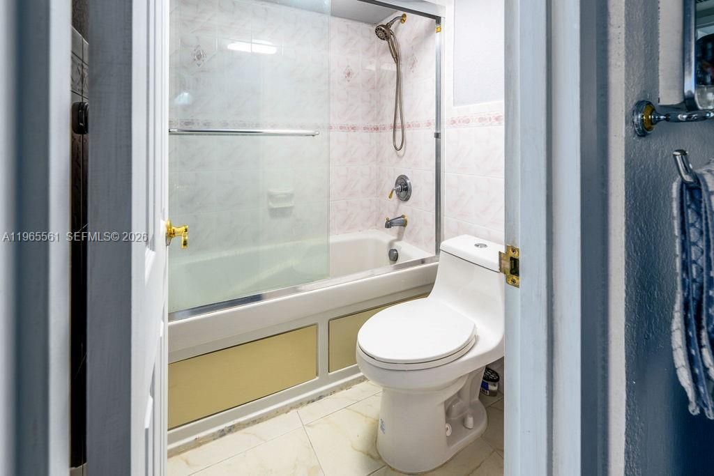 3140 S Ocean Dr, Unit PH7, Hallandale Beach, FL 33009 Photo