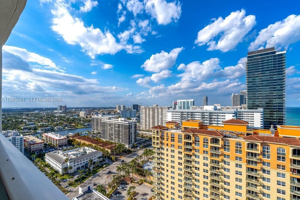 3140 S Ocean Dr, Unit PH7, Hallandale Beach, FL 33009 Photo