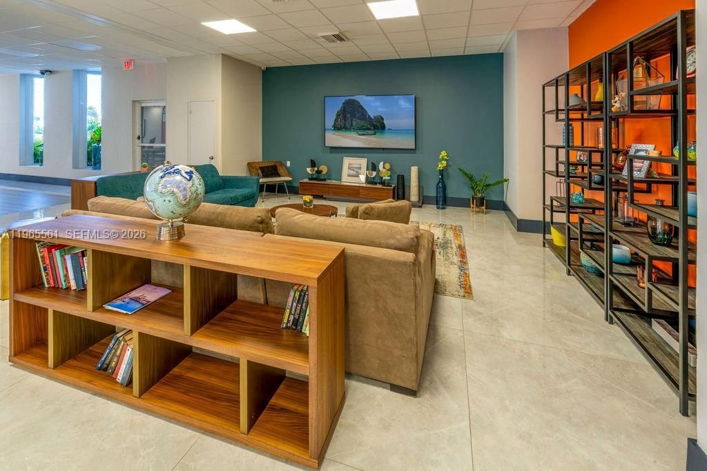 3140 S Ocean Dr, Unit PH7, Hallandale Beach, FL 33009 Photo