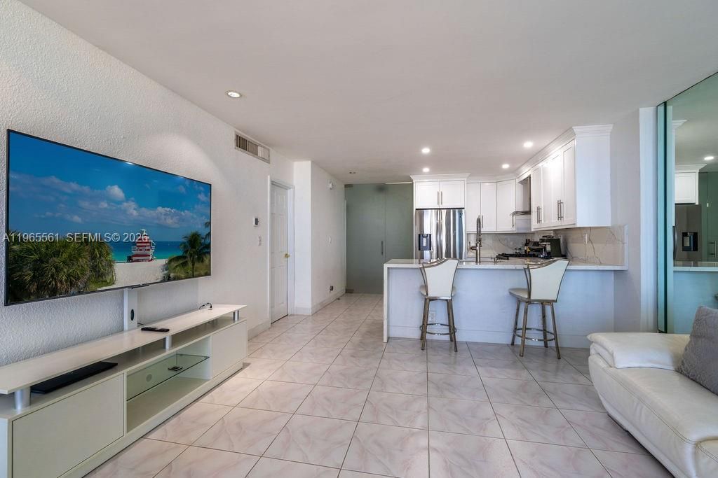 3140 S Ocean Dr, Unit PH7, Hallandale Beach, FL 33009 Photo