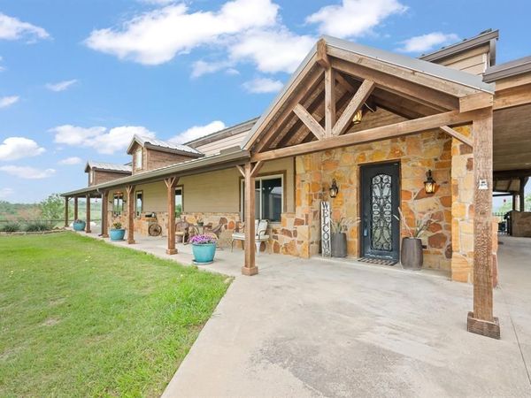290 Barton Road, Maypearl, TX 76064