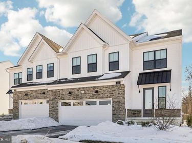 127 ALROY ROAD, MALVERN, PA 19355