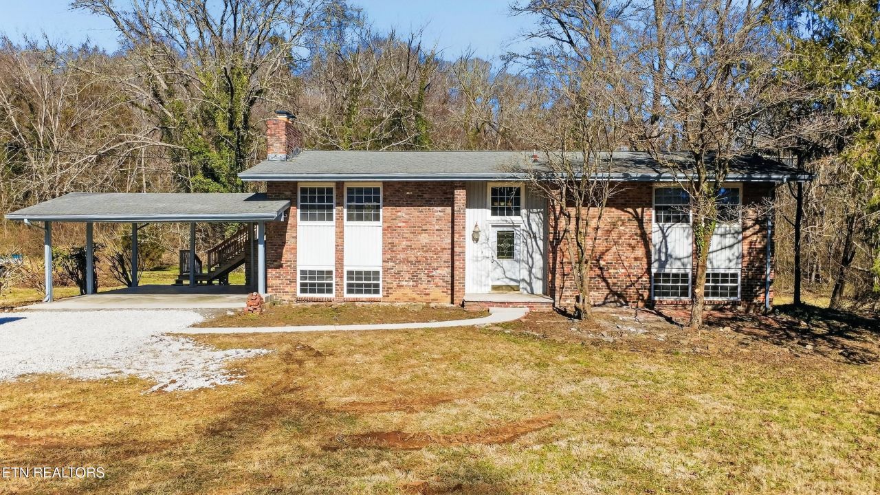 98 Oklahoma Ave, Oak Ridge, TN 37830 Main Photo