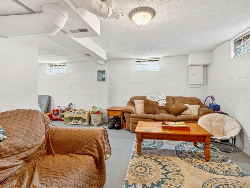 550 Springhollow Road, Circleville, OH 43113 Photo 32