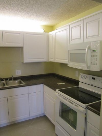 527 Shady Pine Way, Unit A2, Greenacres, FL 33415 Photo