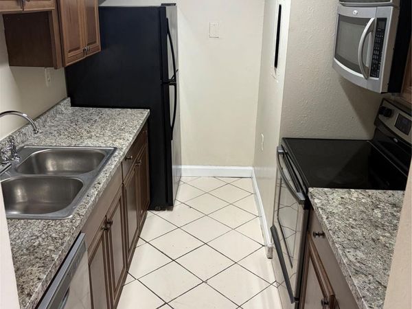 1153 Lake Victoria Drive, Unit B, West Palm Beach, FL 33411