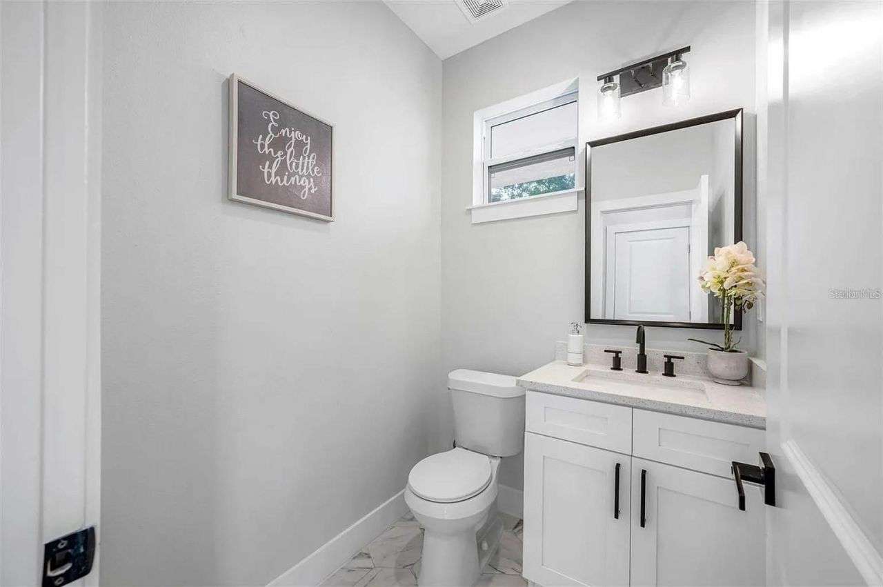 1516 59th Street N, Saint Petersburg, FL 33710 Photo