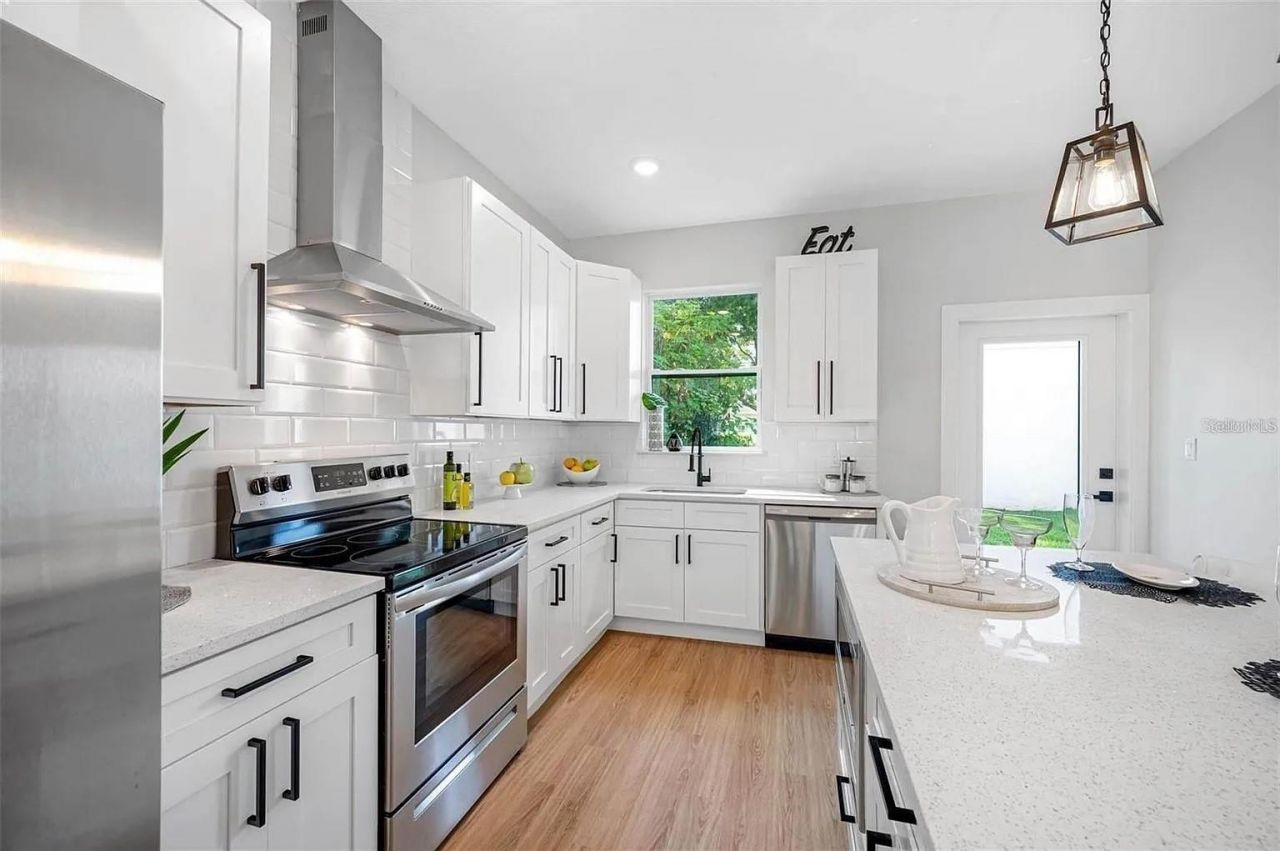 1516 59th Street N, Saint Petersburg, FL 33710 Photo