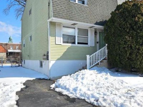 531 PERSHING AVENUE, DARBY, PA 19023