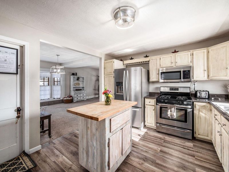 210 S Elm Street, Mount Victory, OH 43340 Photo 13