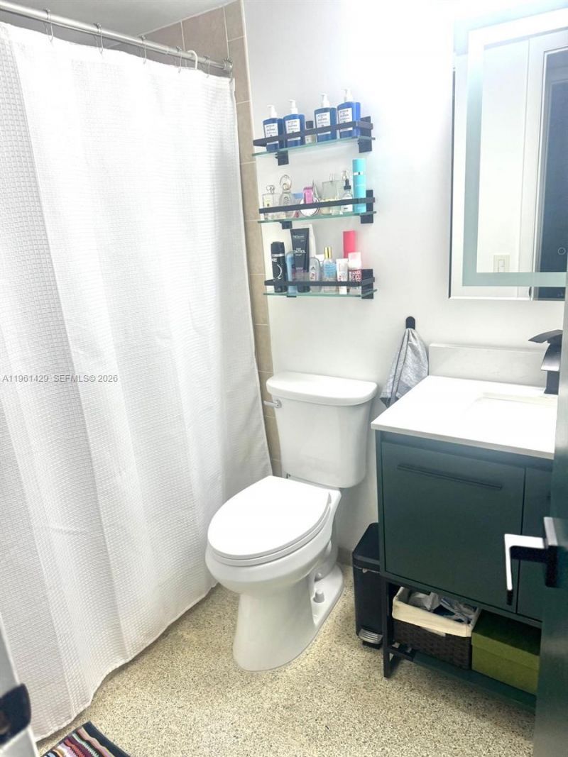 755 SW 6th St, Unit 6, Miami, FL 33130 Photo