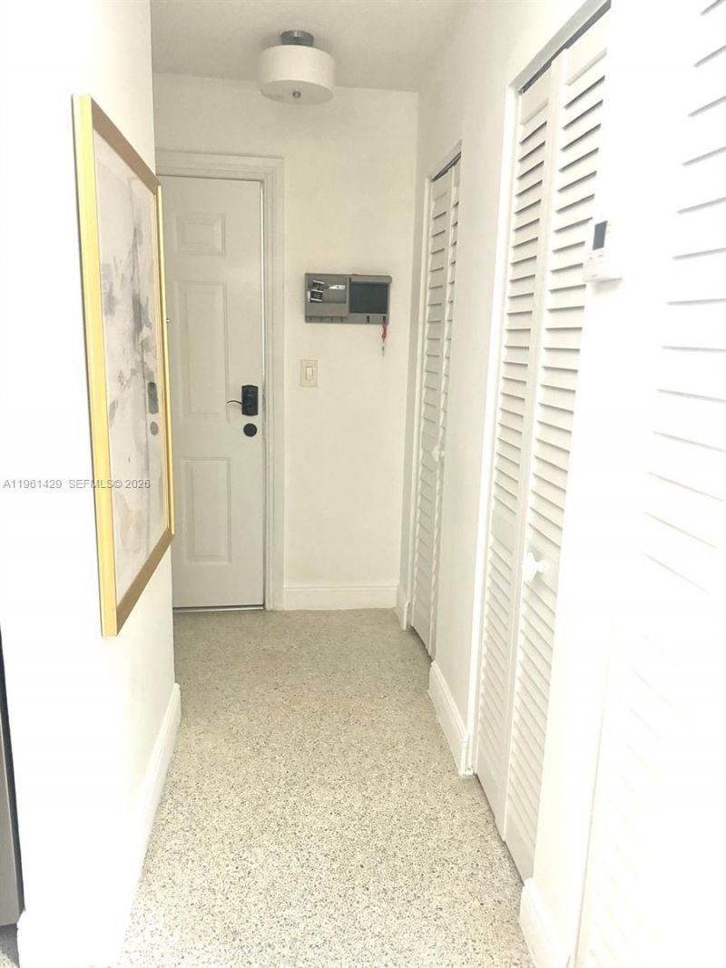 755 SW 6th St, Unit 6, Miami, FL 33130 Photo