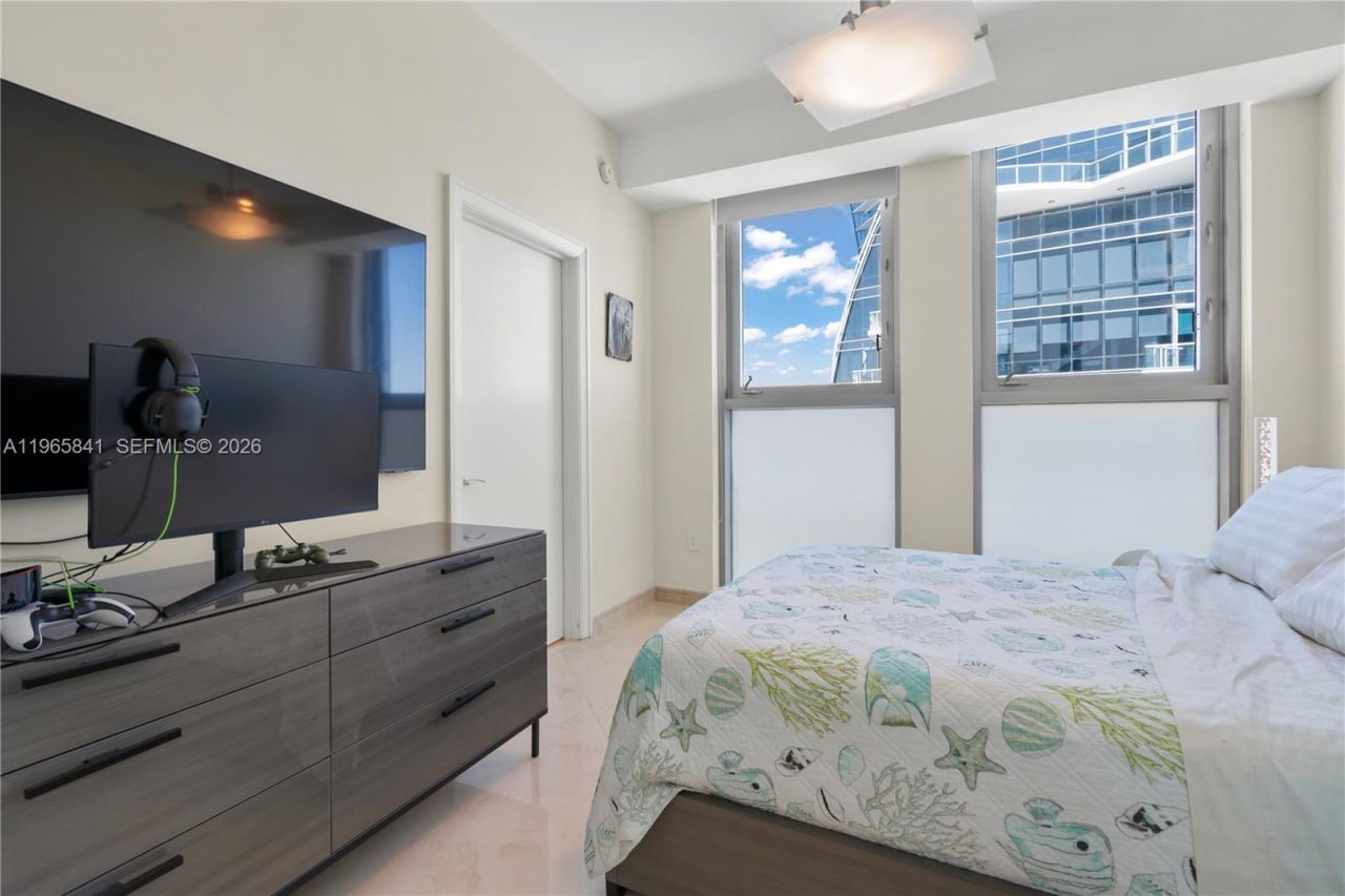 17001 Collins Ave , Unit 4608, Sunny Isles Beach, FL 33160 Photo