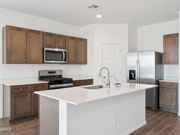 22058 N Dawn View Drive, Maricopa, AZ 85139