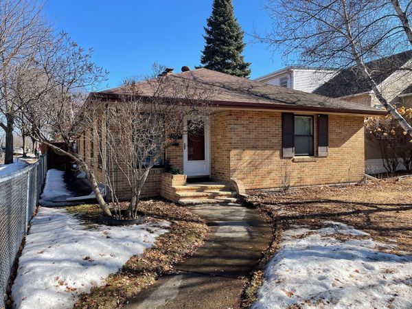 424 Hamline Avenue S, Saint Paul, MN 55105