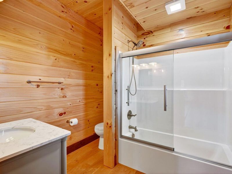 8301 Voris Road , Logan, OH 43138 Photo 16