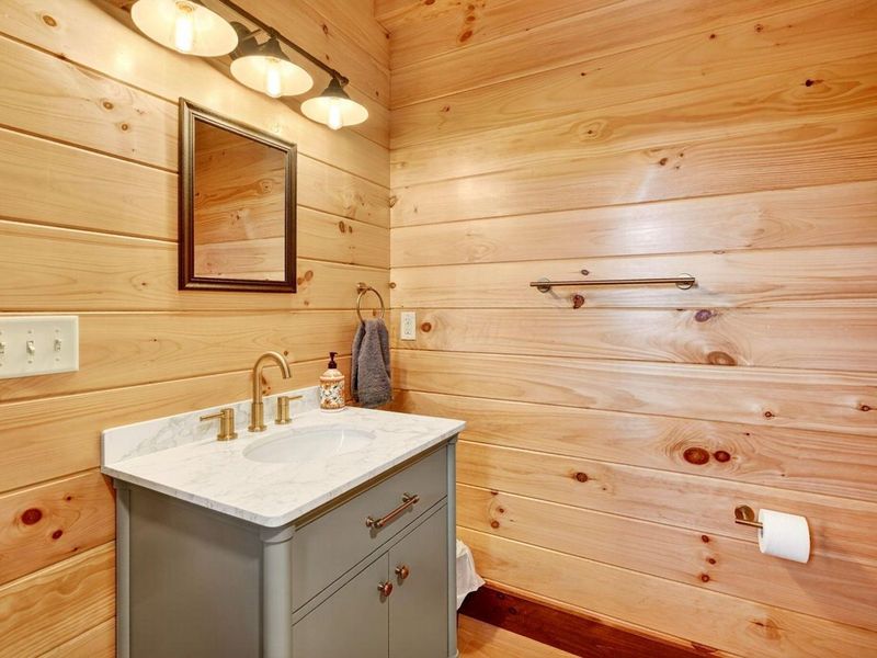 8301 Voris Road , Logan, OH 43138 Photo 17