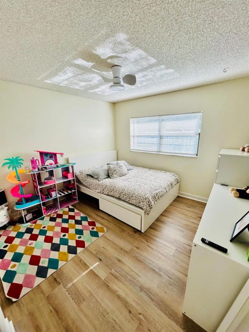 7342 NW 38th Pl, Coral Springs, FL 33065 Photo