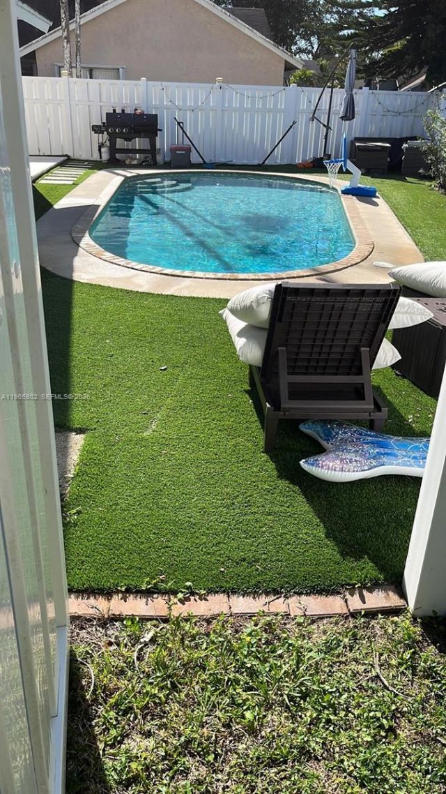 7342 NW 38th Pl, Coral Springs, FL 33065 Photo