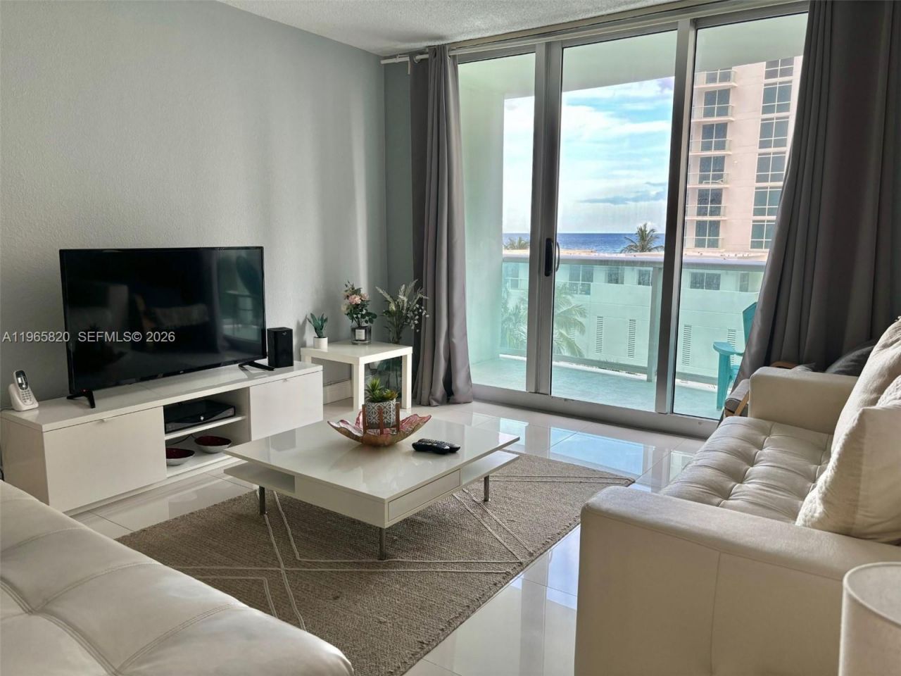 3901 S Ocean Dr, Unit 5H, Hollywood, FL 33019 Photo