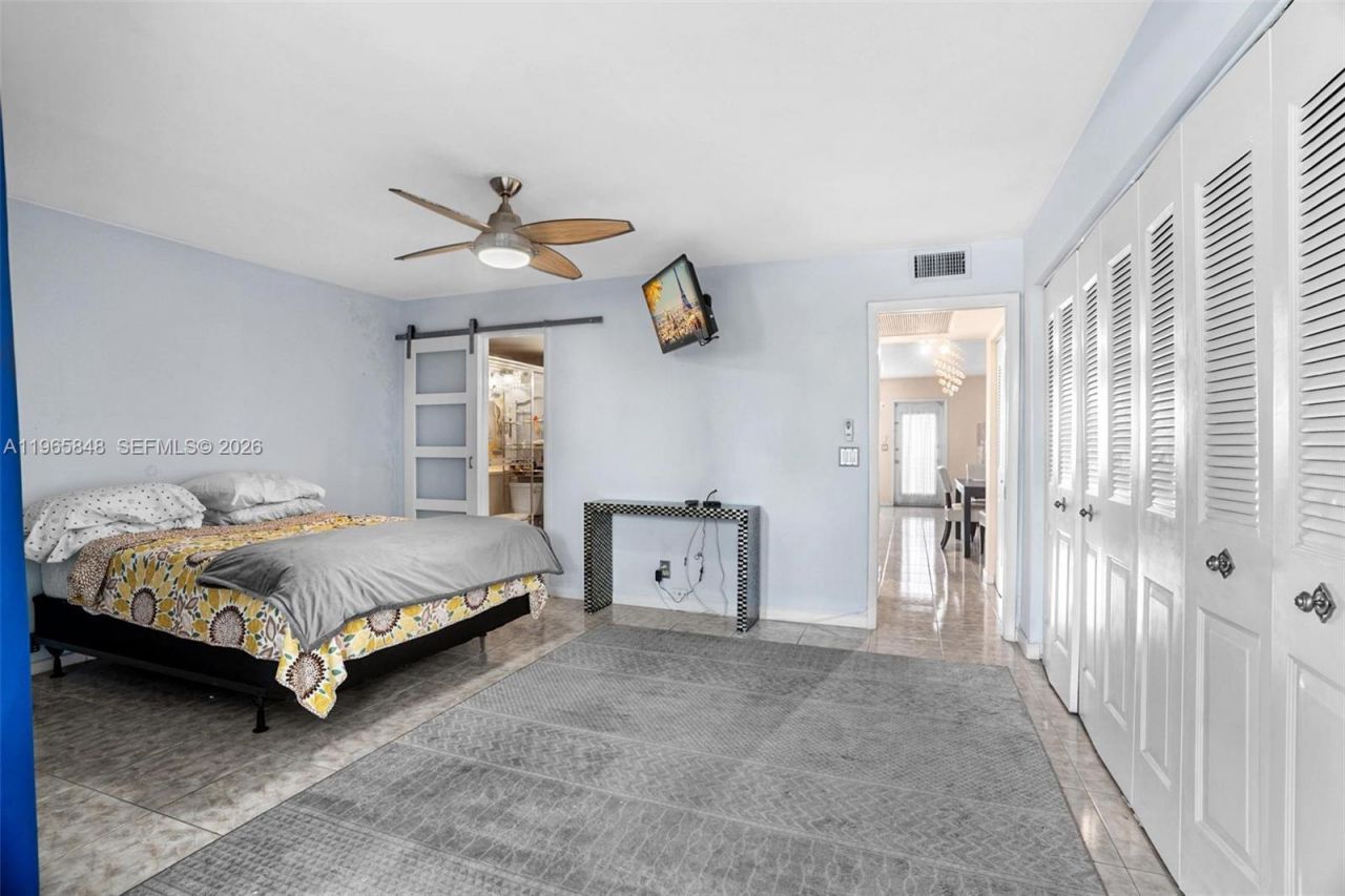 408 Southampton A, Unit 408, West Palm Beach, FL 33417 Photo