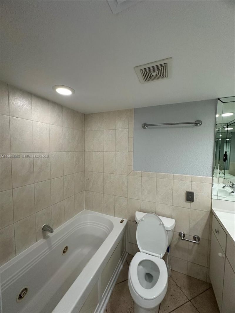 7981 S French Dr, Unit 2-101, Pembroke Pines, FL 33024 Photo