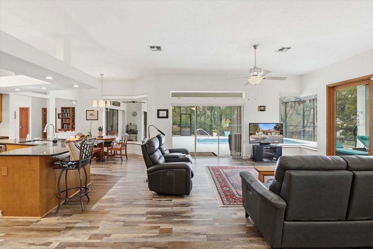 11405 N Honey Jorden Point, Inglis, FL 34449 Photo