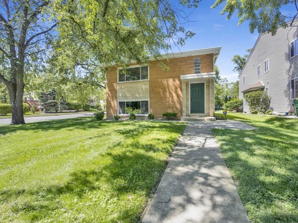 27W180 Cooley Avenue, Winfield, IL 60190
