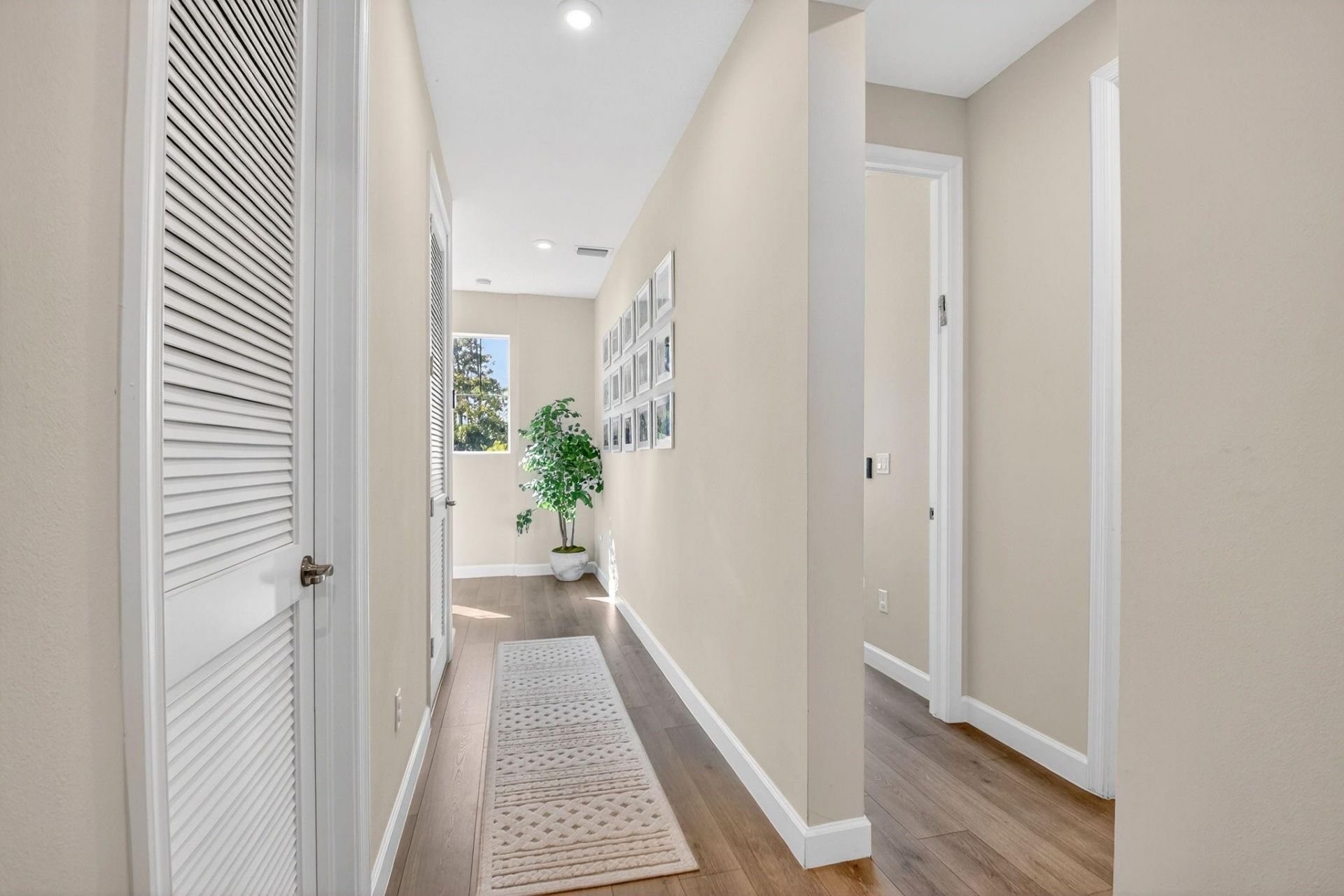 6613 Pointe Of Woods Dr, West Palm Beach, FL 33413 Photo