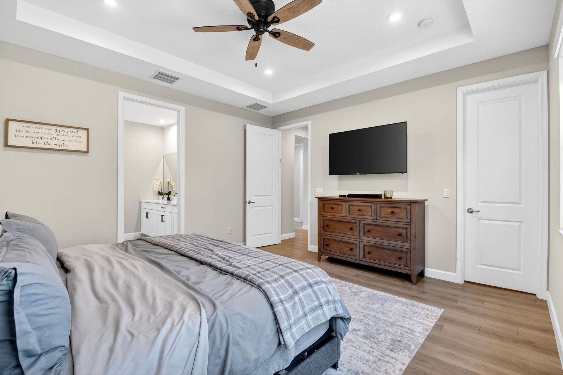 6613 Pointe Of Woods Drive, West Palm Beach, FL 33413 Photo