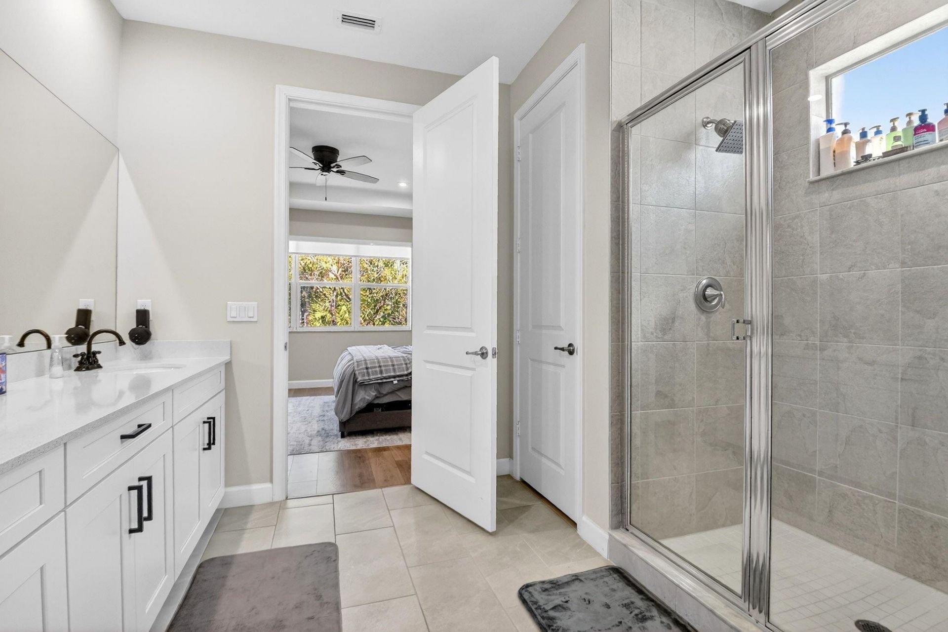 6613 Pointe Of Woods Drive, West Palm Beach, FL 33413 Photo