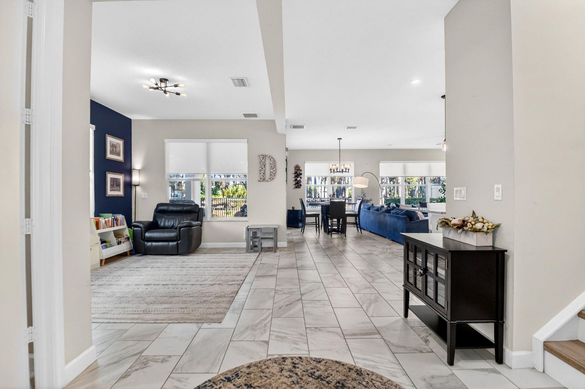 6613 Pointe Of Woods Drive, West Palm Beach, FL 33413 Photo