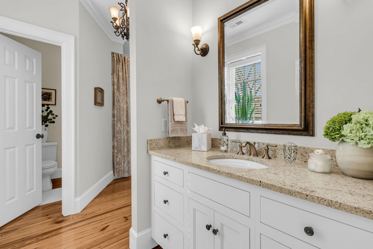 64 Sowell Street Photo 30