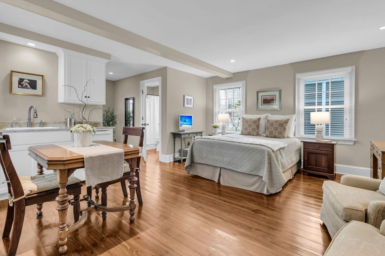 64 Sowell Street Photo 42