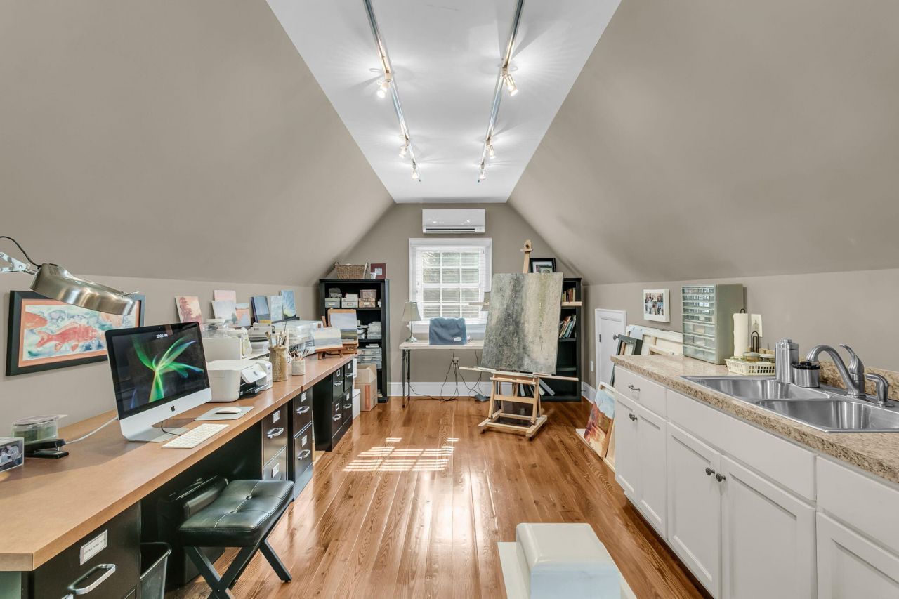 64 Sowell Street Photo 44