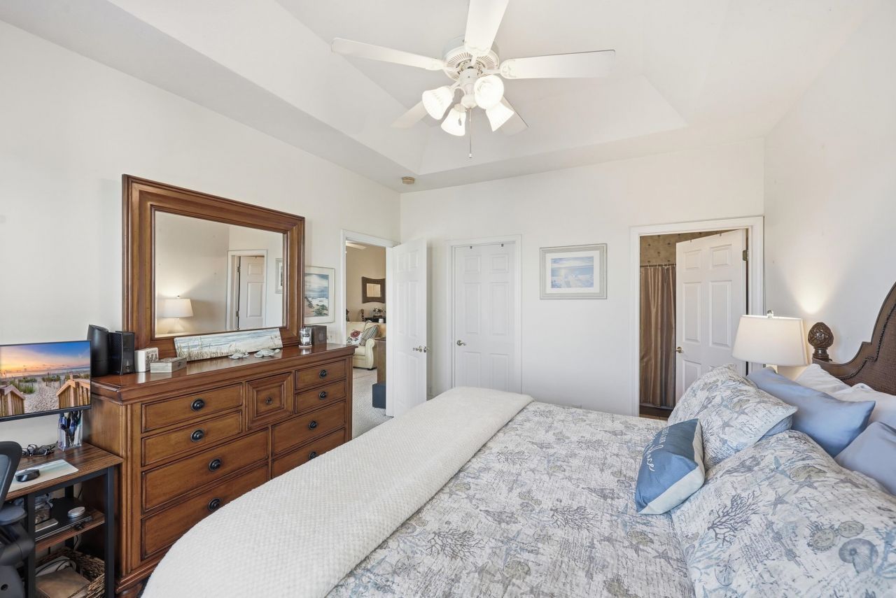 601 Hillside Dr. N Photo 11