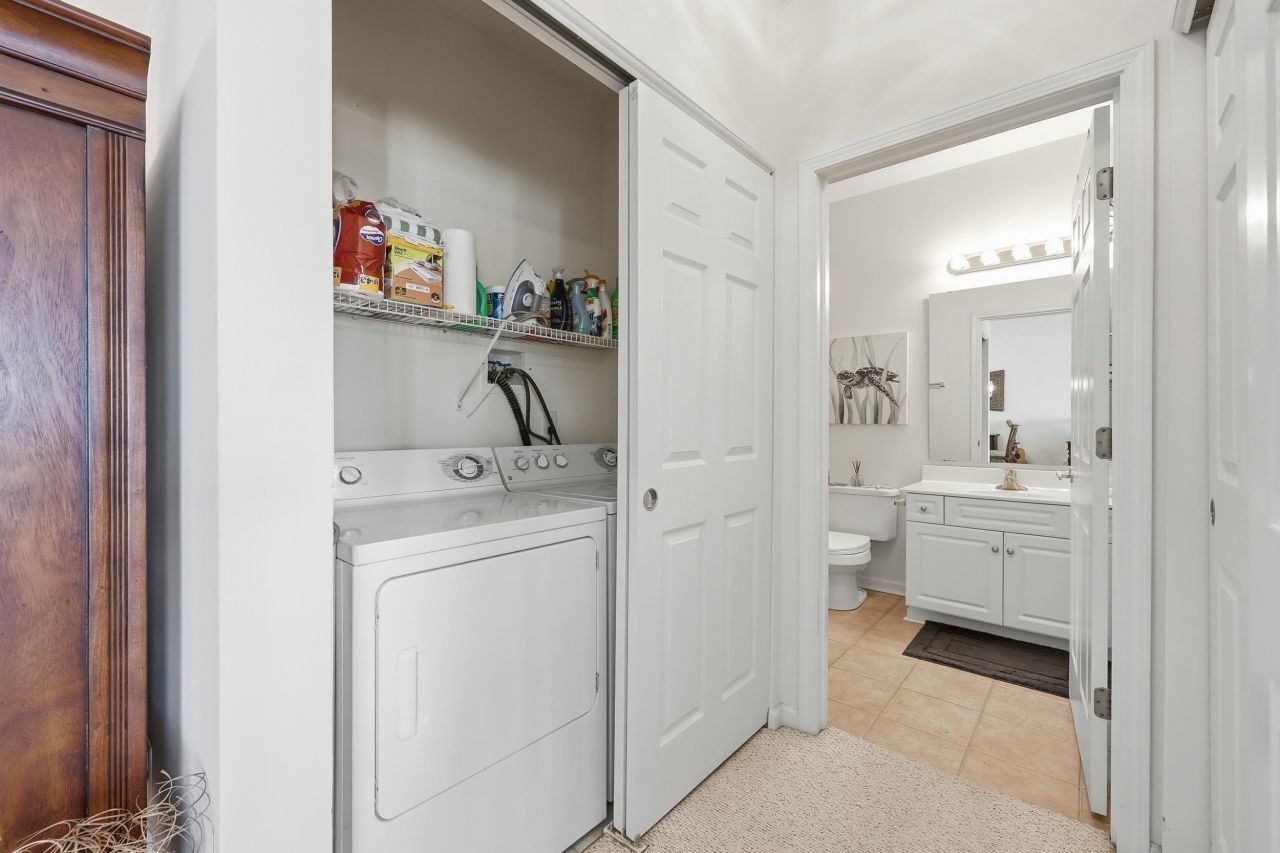 601 Hillside Dr. N Photo 15