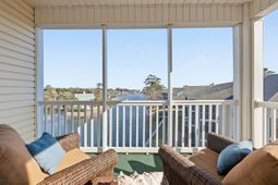 601 Hillside Dr. N photo 4