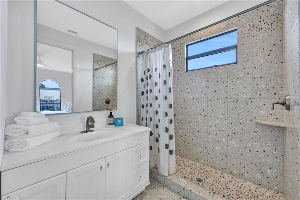 494 Seagull Ave, Naples, FL 34108 Photo