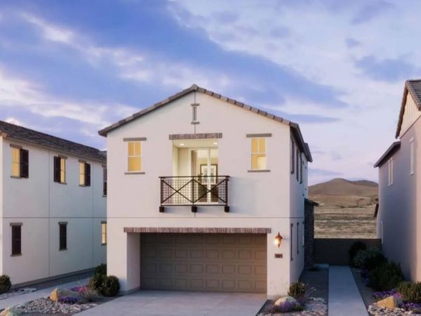 2442 W MAXIMO Way, Phoenix, AZ 85085