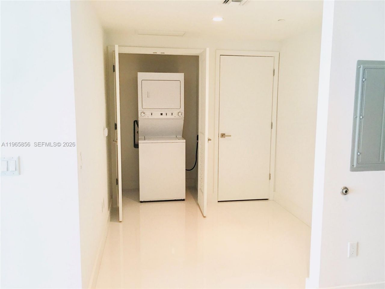 1080 Brickell Ave , Unit 2607, Miami, FL 33131 Photo