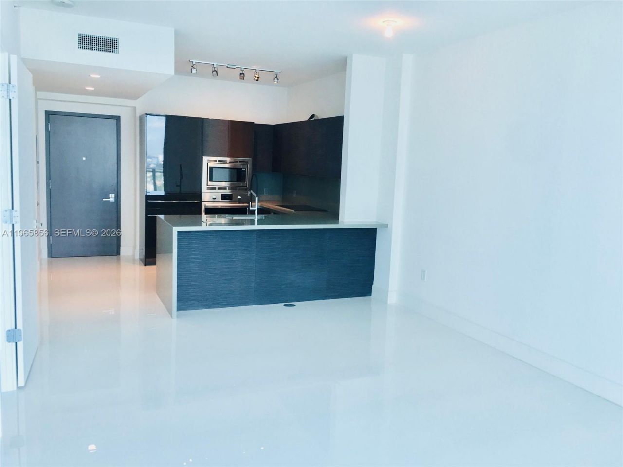 1080 Brickell Ave , Unit 2607, Miami, FL 33131 Photo