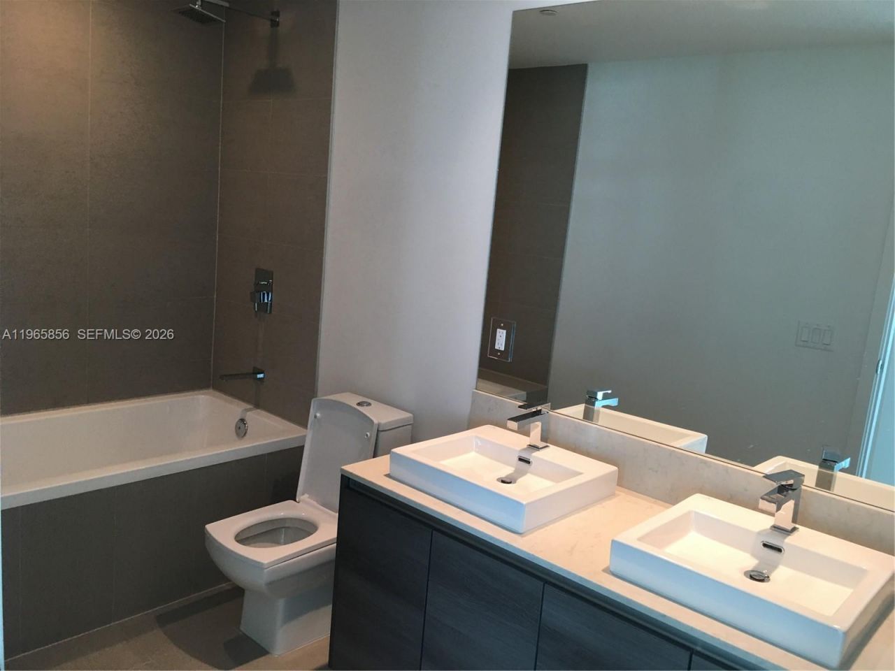 1080 Brickell Ave , Unit 2607, Miami, FL 33131 Photo