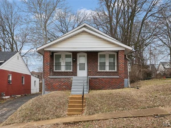 3807 Manola Avenue, Pine Lawn, MO 63121